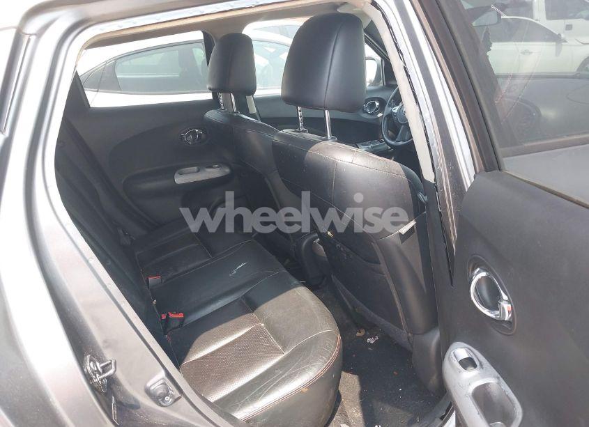 Photo 8 of 2011 Nissan Juke SL (VIN JN8AF5MV5BT014651)