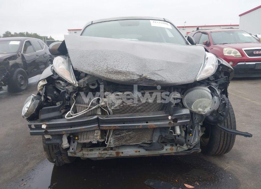 Photo 6 of 2011 Nissan Juke SV (VIN JN8AF5MV5BT022765)