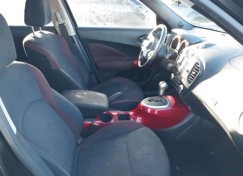 Photo 5 of 2012 Nissan Juke SV (VIN JN8AF5MV5CT105579)