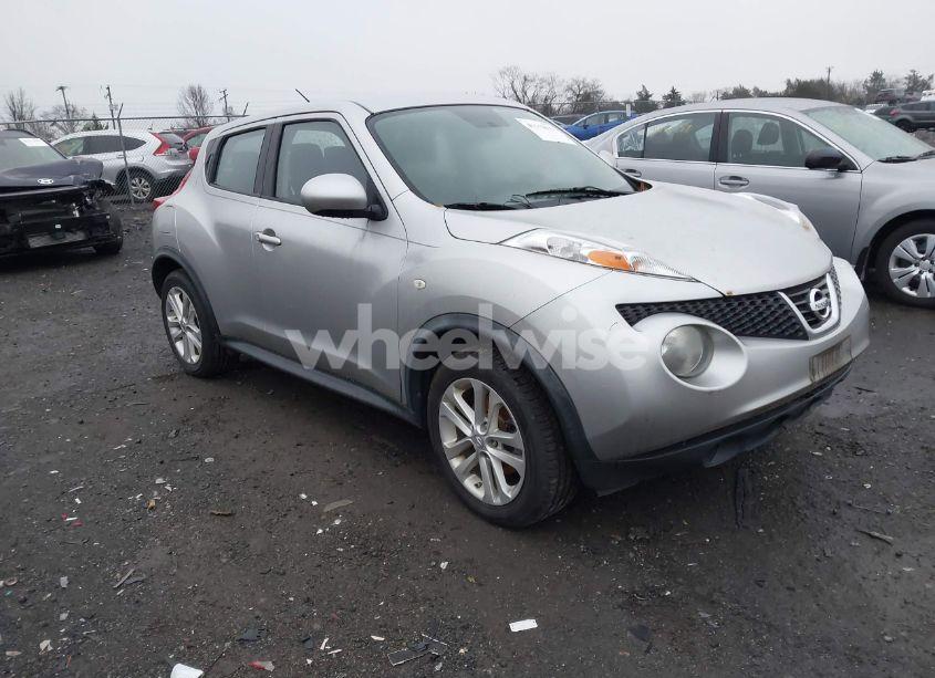 2012 Nissan Juke S (VIN JN8AF5MV5CT106425) main photo