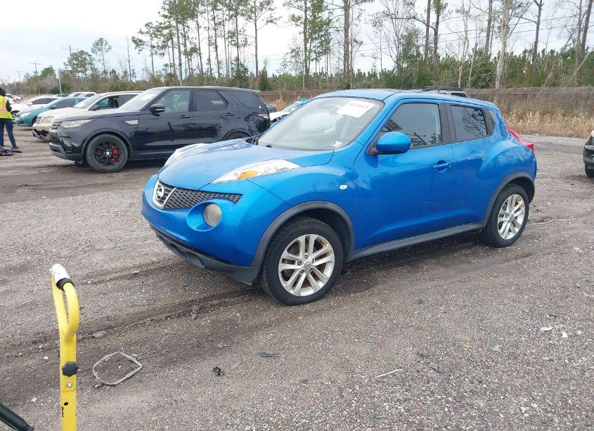 Photo 2 of 2012 Nissan Juke SV (VIN JN8AF5MV5CT116291)