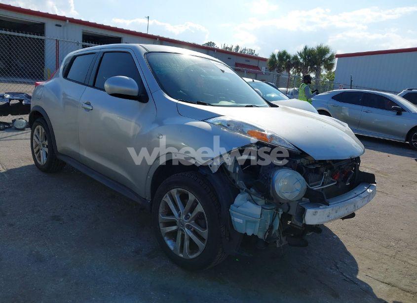2014 Nissan Juke SL (VIN JN8AF5MV5ET360719) main photo