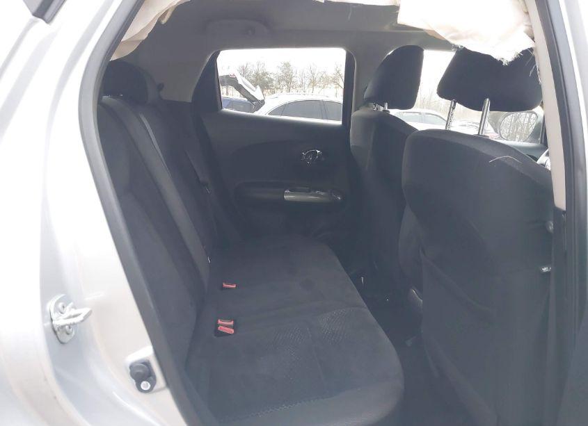 Photo 8 of 2014 Nissan Juke SV (VIN JN8AF5MV5ET483212)