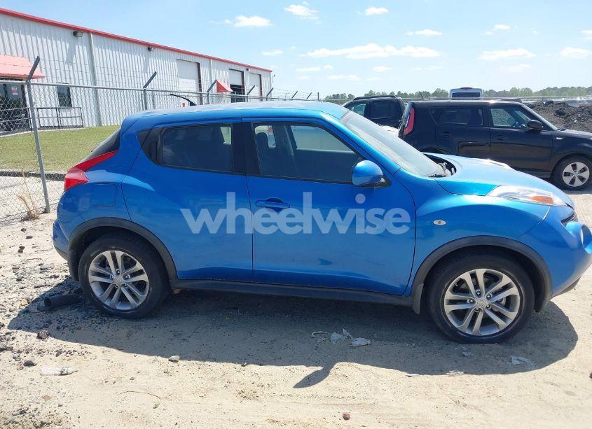 Photo 16 of 2011 Nissan Juke S (VIN JN8AF5MV6BT015680)