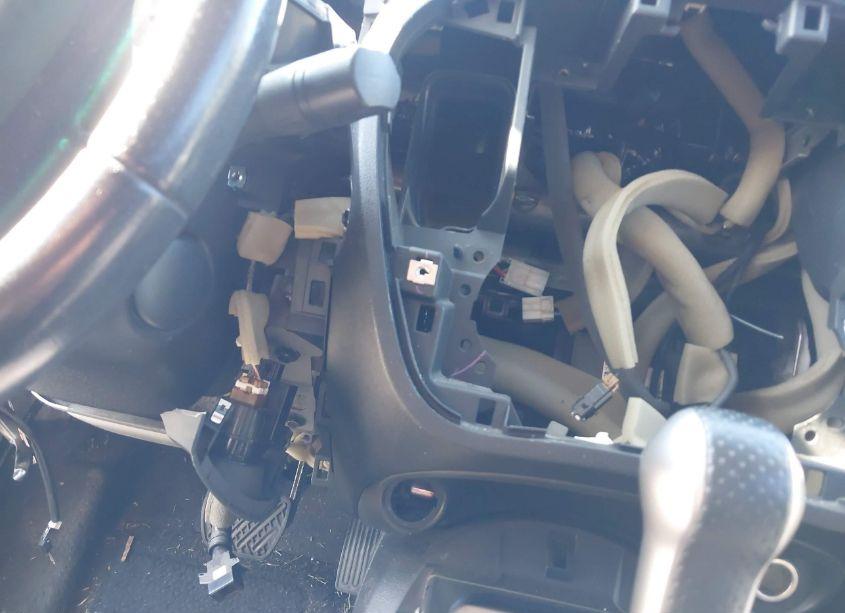 Photo 6 of 2011 Nissan Juke SV (VIN JN8AF5MV6BT025562)