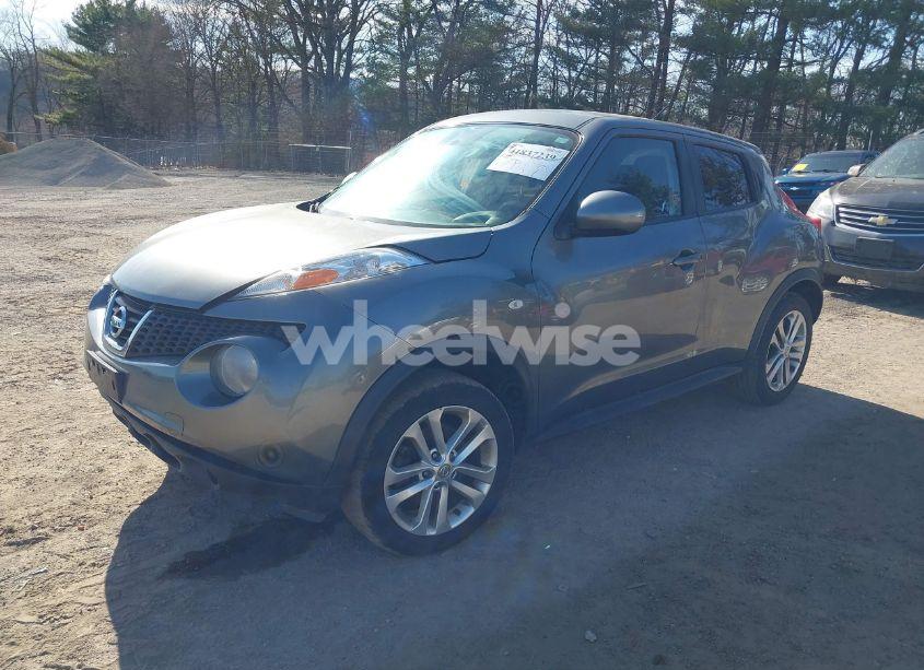 Photo 2 of 2012 Nissan Juke S (VIN JN8AF5MV6CT118261)
