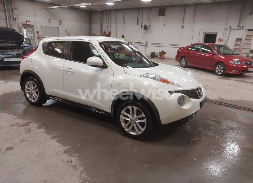 2012 Nissan Juke S (VIN JN8AF5MV6CT122262) main photo