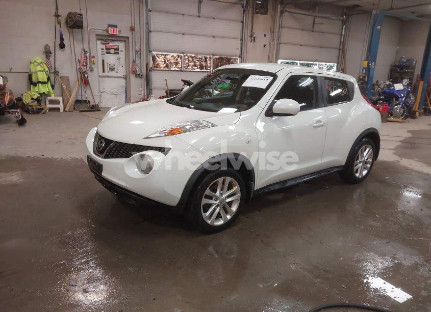 Photo 2 of 2012 Nissan Juke S (VIN JN8AF5MV6CT122262)
