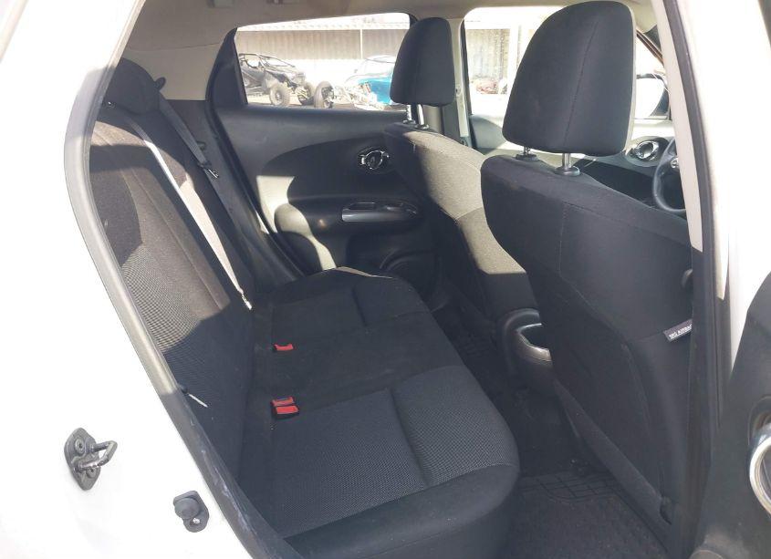 Photo 8 of 2014 Nissan Juke S (VIN JN8AF5MV6ET358042)