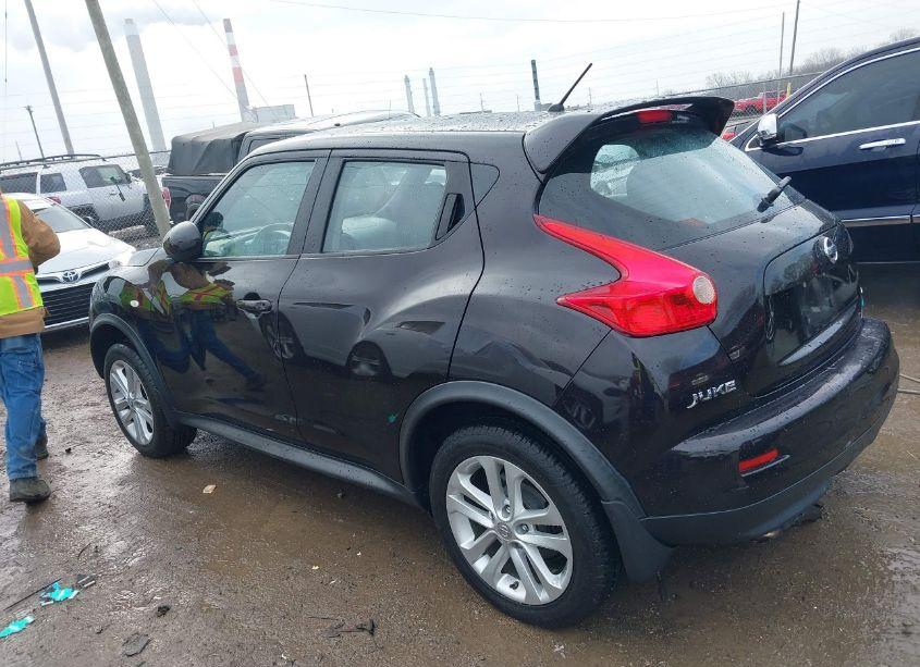 Photo 3 of 2014 Nissan Juke S (VIN JN8AF5MV6ET362267)