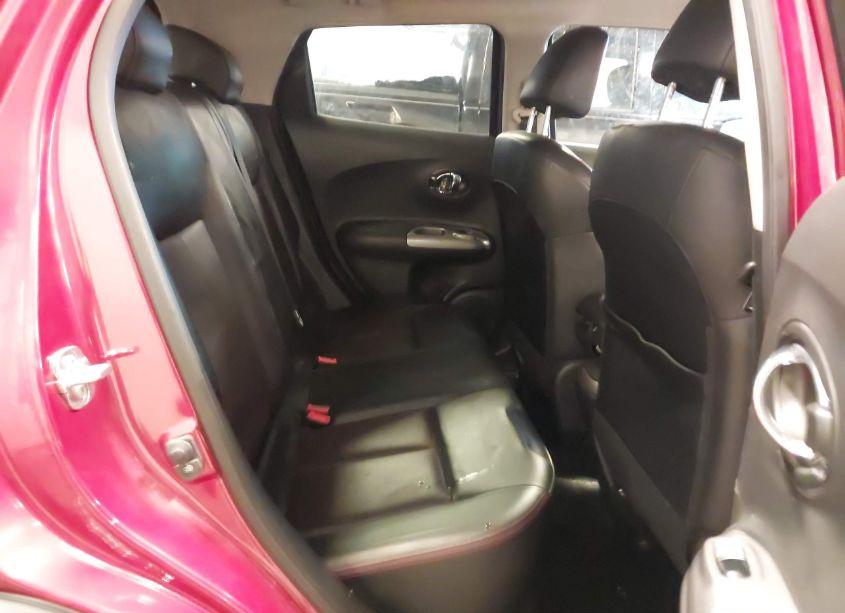 Photo 8 of 2015 Nissan Juke SL (VIN JN8AF5MV6FT553902)
