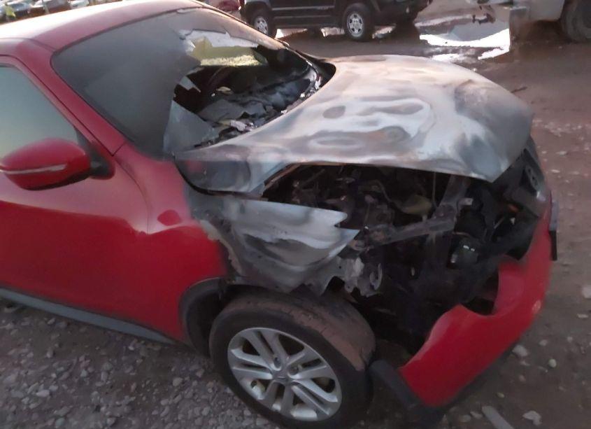 Photo 6 of 2015 Nissan Juke S (VIN JN8AF5MV6FT563104)