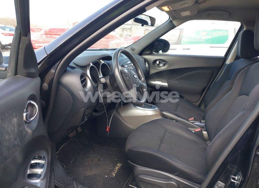 Photo 5 of 2011 Nissan Juke S (VIN JN8AF5MV7BT015610)