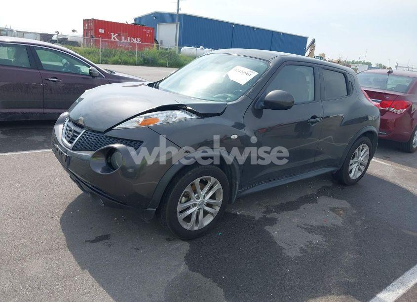 Photo 2 of 2011 Nissan Juke SL (VIN JN8AF5MV7BT017910)