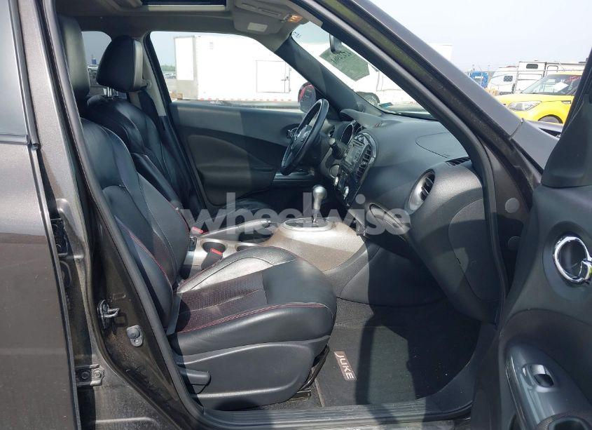 Photo 5 of 2011 Nissan Juke SL (VIN JN8AF5MV7BT017910)