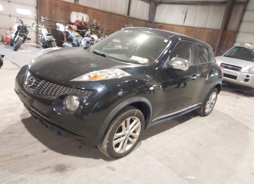 Photo 2 of 2011 Nissan Juke SV (VIN JN8AF5MV7BT028115)