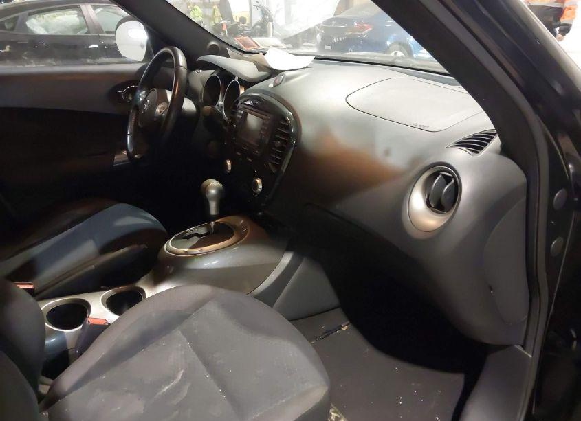 Photo 5 of 2011 Nissan Juke SV (VIN JN8AF5MV7BT028115)