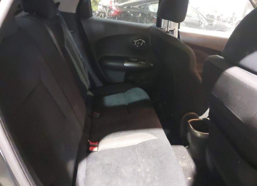 Photo 8 of 2011 Nissan Juke SV (VIN JN8AF5MV7BT028115)