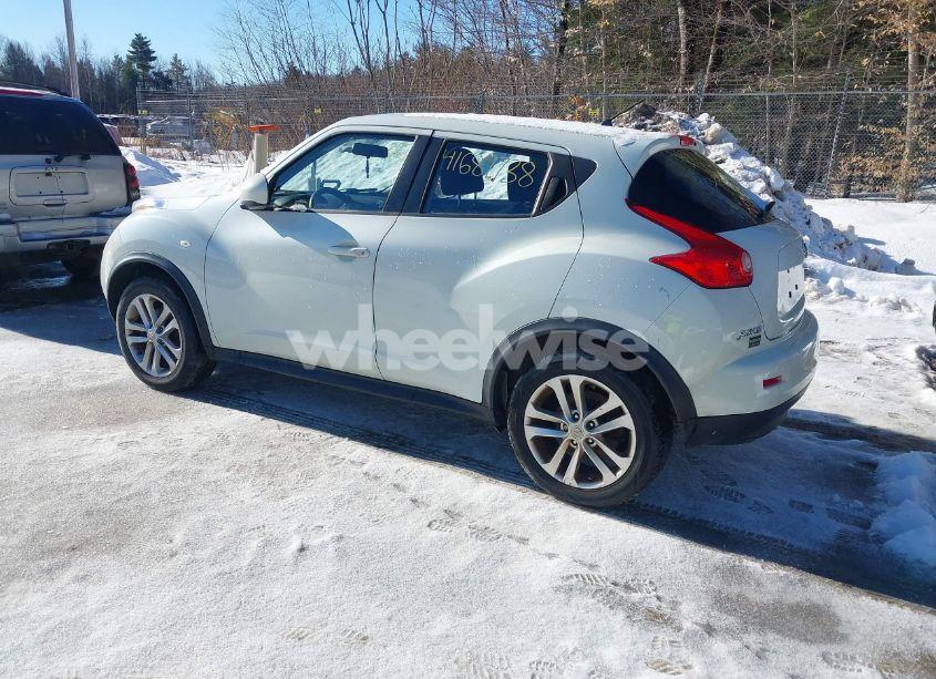 Photo 3 of 2011 Nissan Juke S (VIN JN8AF5MV7BT029085)