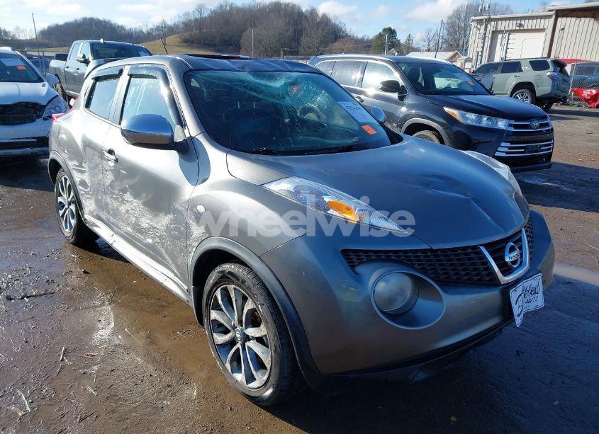 2012 Nissan Juke SL (VIN JN8AF5MV7CT107012) main photo