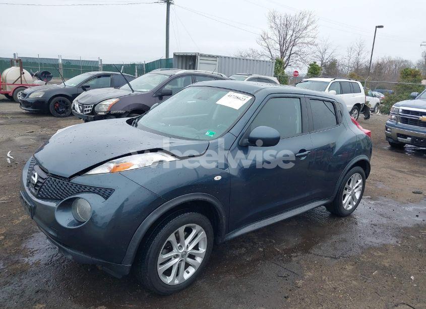 Photo 2 of 2013 Nissan Juke SL (VIN JN8AF5MV7DT209881)