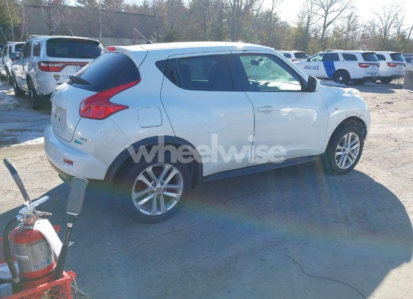 Photo 4 of 2013 Nissan Juke S (VIN JN8AF5MV7DT222646)