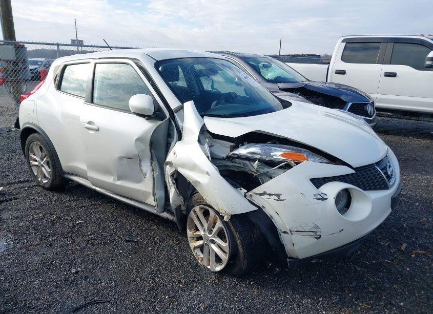2014 Nissan Juke S (VIN JN8AF5MV7ET364240) main photo