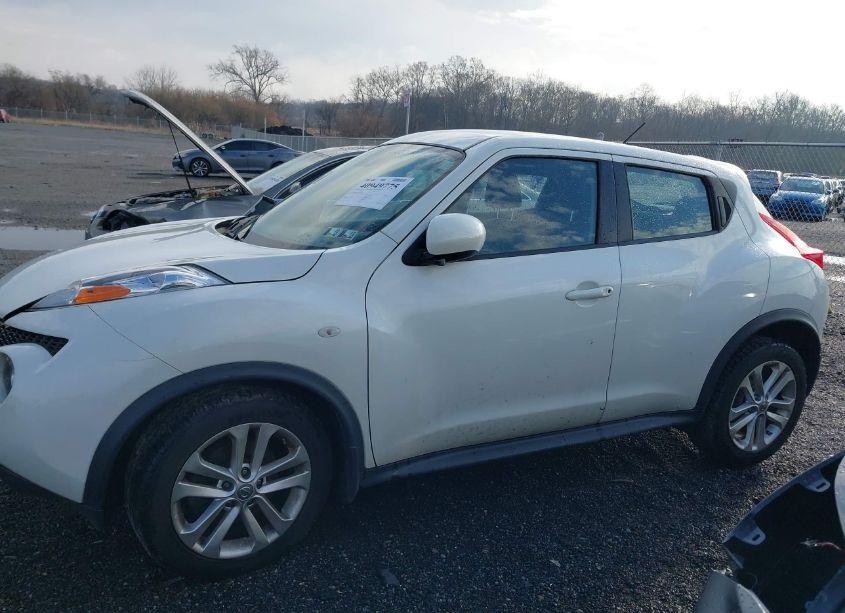 Photo 14 of 2014 Nissan Juke S (VIN JN8AF5MV7ET364240)