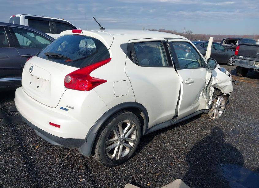 Photo 4 of 2014 Nissan Juke S (VIN JN8AF5MV7ET364240)