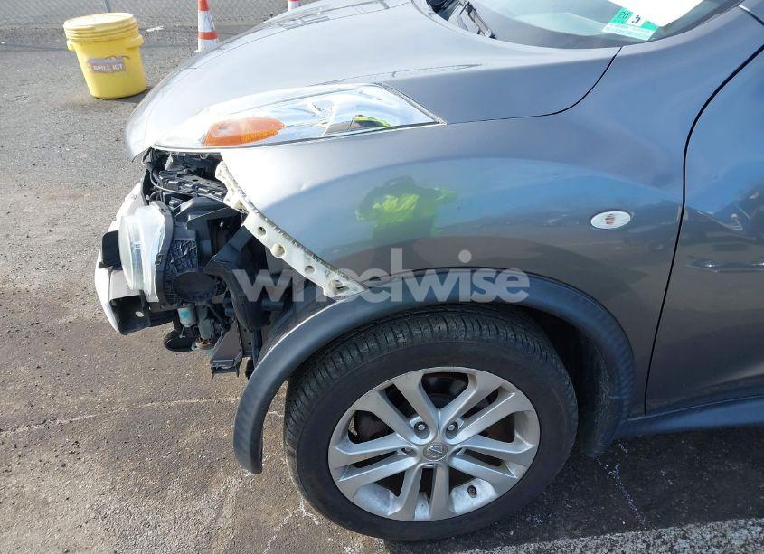 Photo 6 of 2014 Nissan Juke S (VIN JN8AF5MV7ET480618)