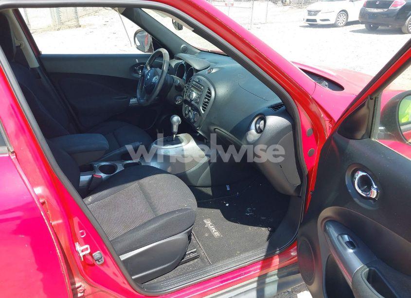 Photo 5 of 2014 Nissan Juke S (VIN JN8AF5MV7ET483065)
