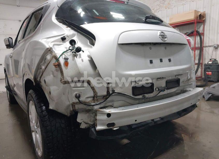 Photo 6 of 2017 Nissan Juke S (VIN JN8AF5MV7HT754100)