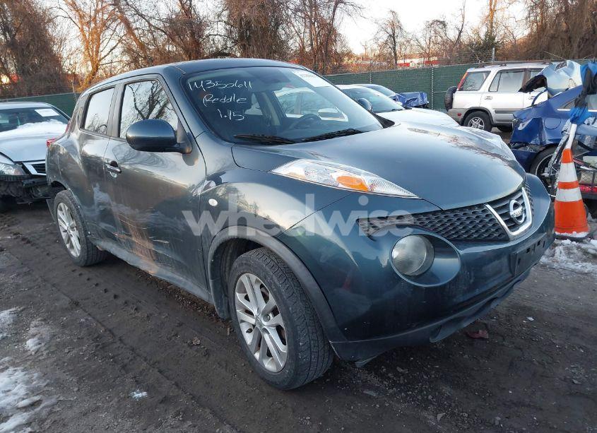 2011 Nissan Juke SV (VIN JN8AF5MV8BT005829) main photo