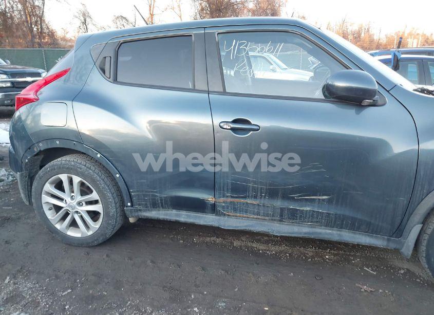 Photo 6 of 2011 Nissan Juke SV (VIN JN8AF5MV8BT005829)