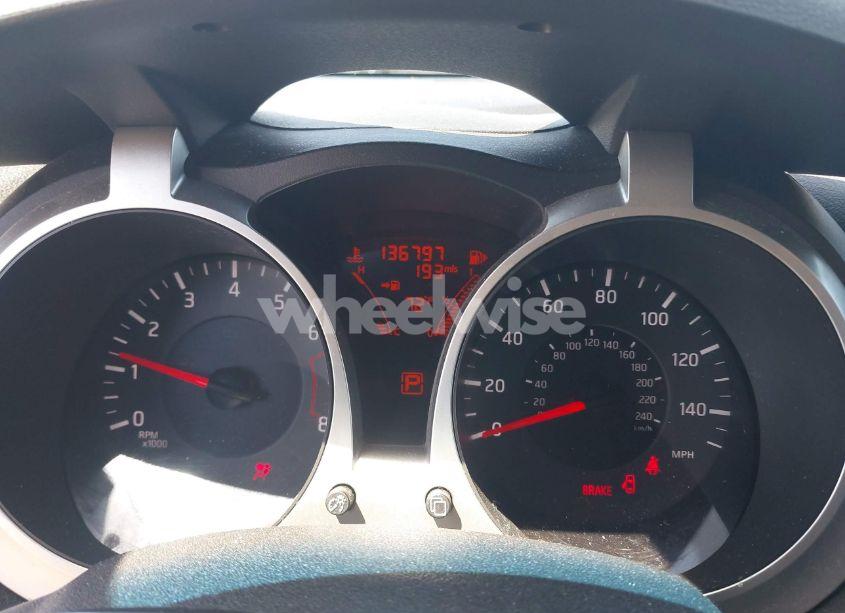 Photo 7 of 2011 Nissan Juke S (VIN JN8AF5MV8BT014403)