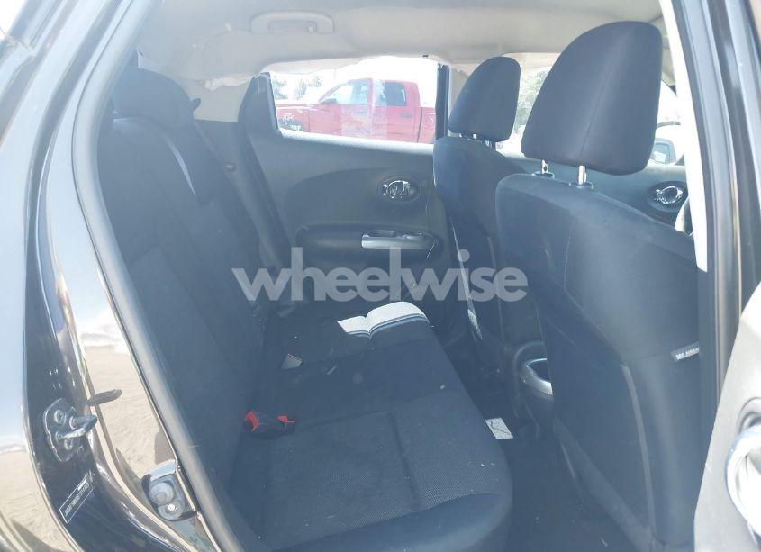 Photo 8 of 2011 Nissan Juke S (VIN JN8AF5MV8BT014403)