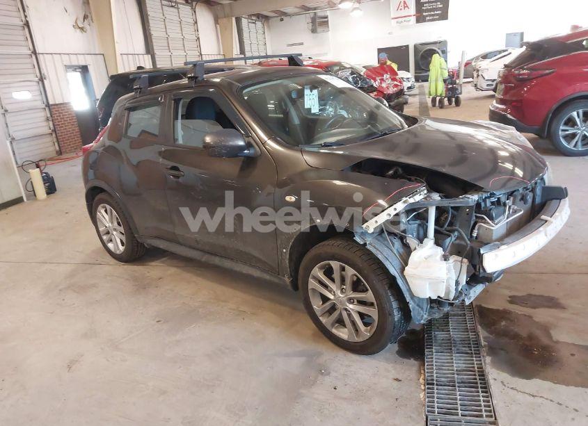 2011 Nissan Juke S (VIN JN8AF5MV8BT016023) main photo