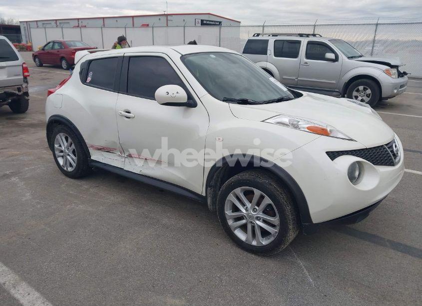 2013 Nissan Juke SL (VIN JN8AF5MV8DT217388) main photo