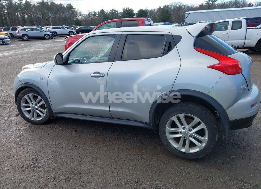 Photo 15 of 2014 Nissan Juke SV (VIN JN8AF5MV8ET363145)