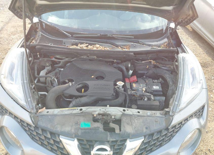Photo 10 of 2015 Nissan Juke SV (VIN JN8AF5MV8FT559393)