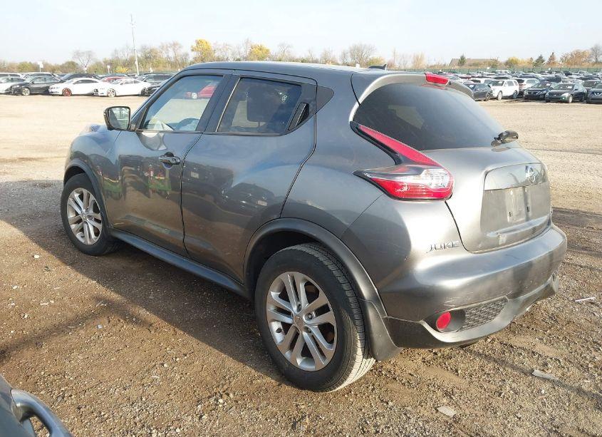 Photo 3 of 2015 Nissan Juke SV (VIN JN8AF5MV8FT559393)