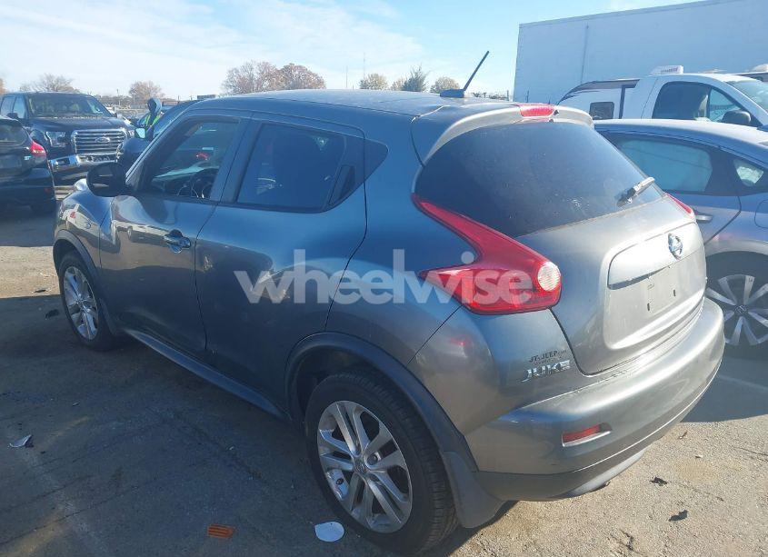 Photo 3 of 2011 Nissan Juke SV (VIN JN8AF5MV9BT015687)