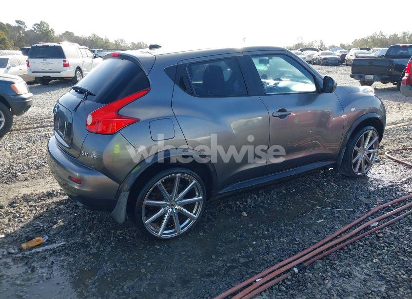 Photo 4 of 2011 Nissan Juke SV (VIN JN8AF5MV9BT016127)