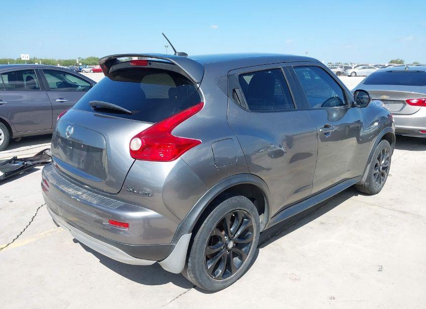 Photo 4 of 2011 Nissan Juke SL (VIN JN8AF5MV9BT016340)