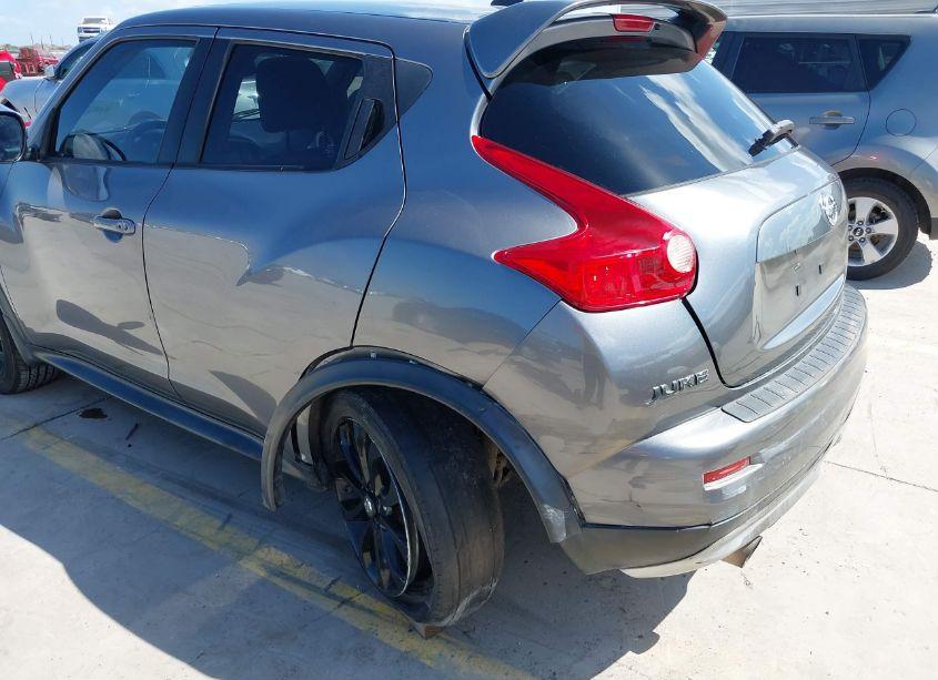 Photo 6 of 2011 Nissan Juke SL (VIN JN8AF5MV9BT016340)