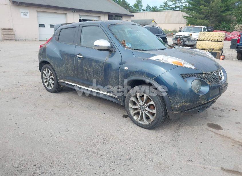 2011 Nissan Juke SL (VIN JN8AF5MV9BT017312) main photo