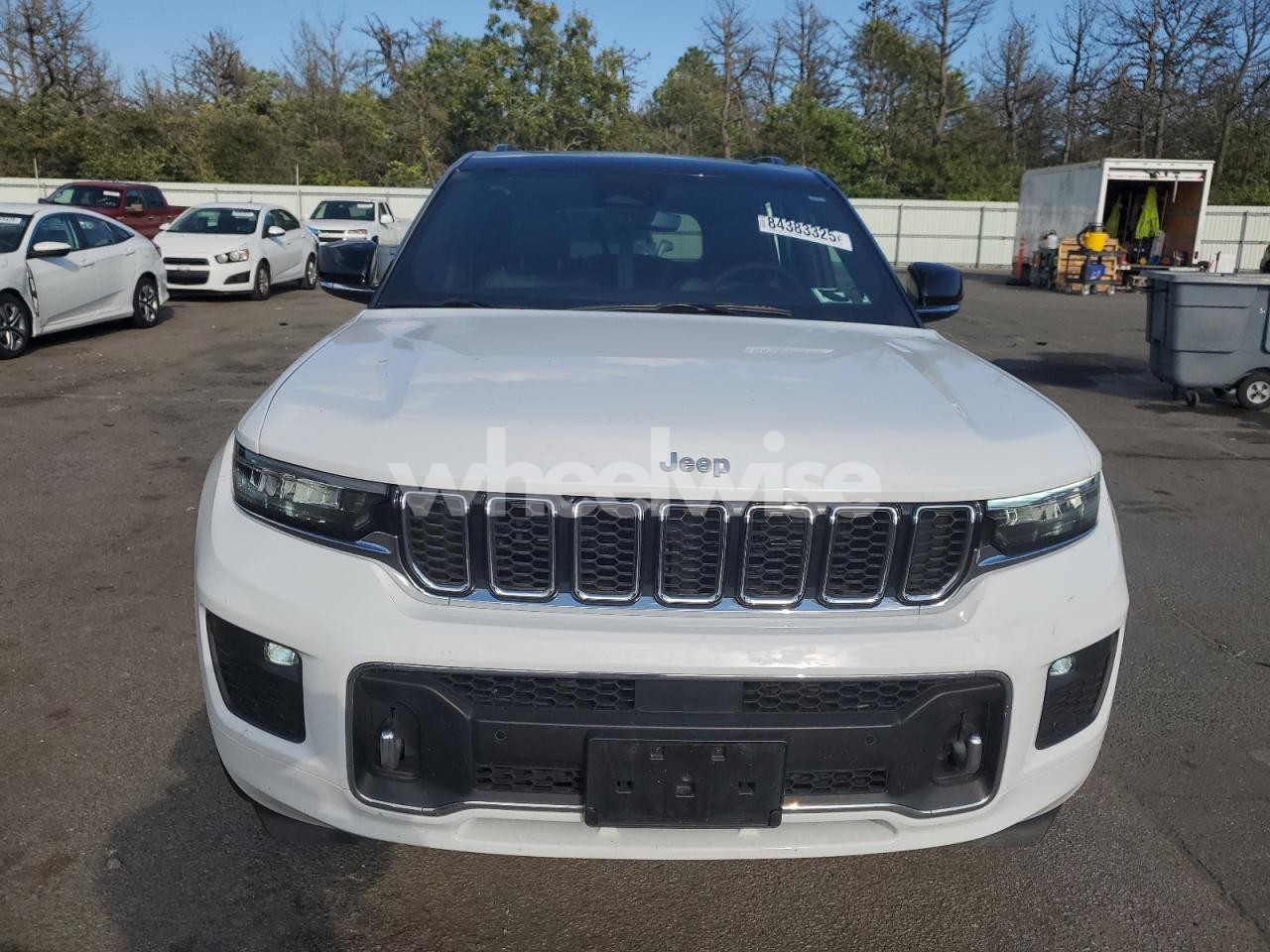 Photo 5 of 2024 JEEP GRAND CHEROKEE L OVERLAND N/A (VIN JN8AF5MV9CT123602)