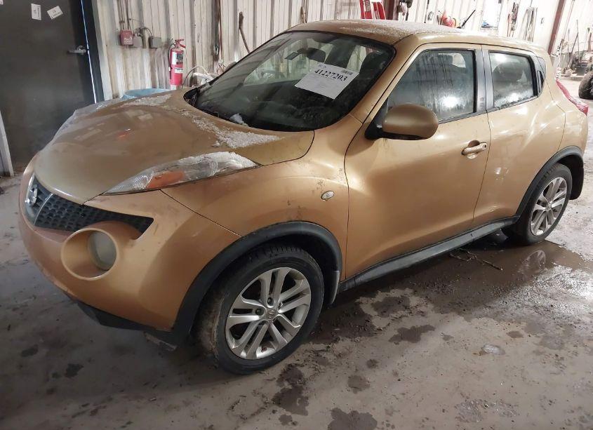 Photo 2 of 2013 Nissan Juke S (VIN JN8AF5MV9DT219683)