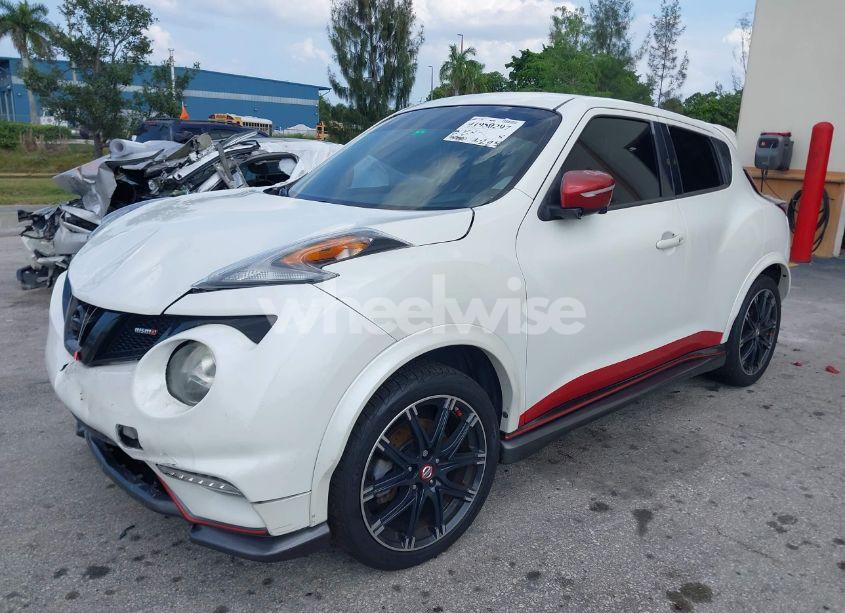 Photo 2 of 2015 Nissan Juke NISMO (VIN JN8AF5MV9FT562688)