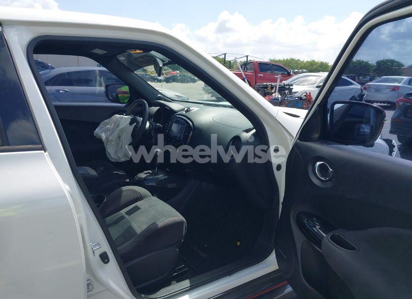 Photo 5 of 2015 Nissan Juke NISMO (VIN JN8AF5MV9FT562688)